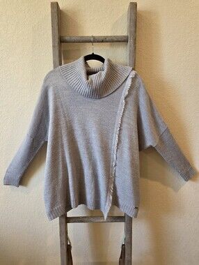 Ivanka Trump Women's Light Gray Fringe-Trim Turtleneck Sweater - Size Large